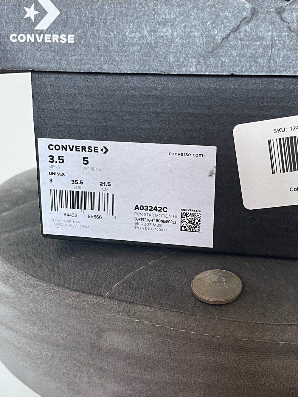Converse Run Star Hike High-Top Sneakers in Off-White/Cream - Picture 5 of 10